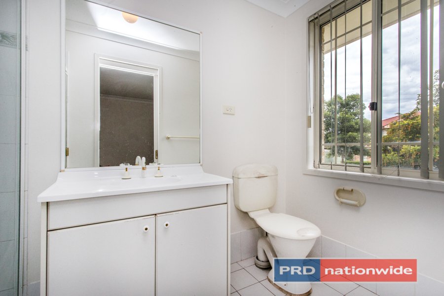 29 Coolabah Crescent GLENMORE PARK 13