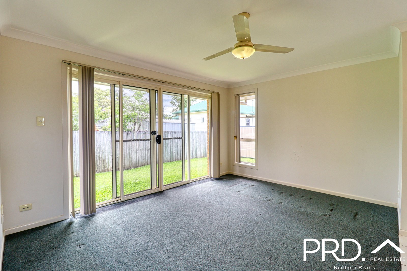 2/9 Cope Street CASINO 5