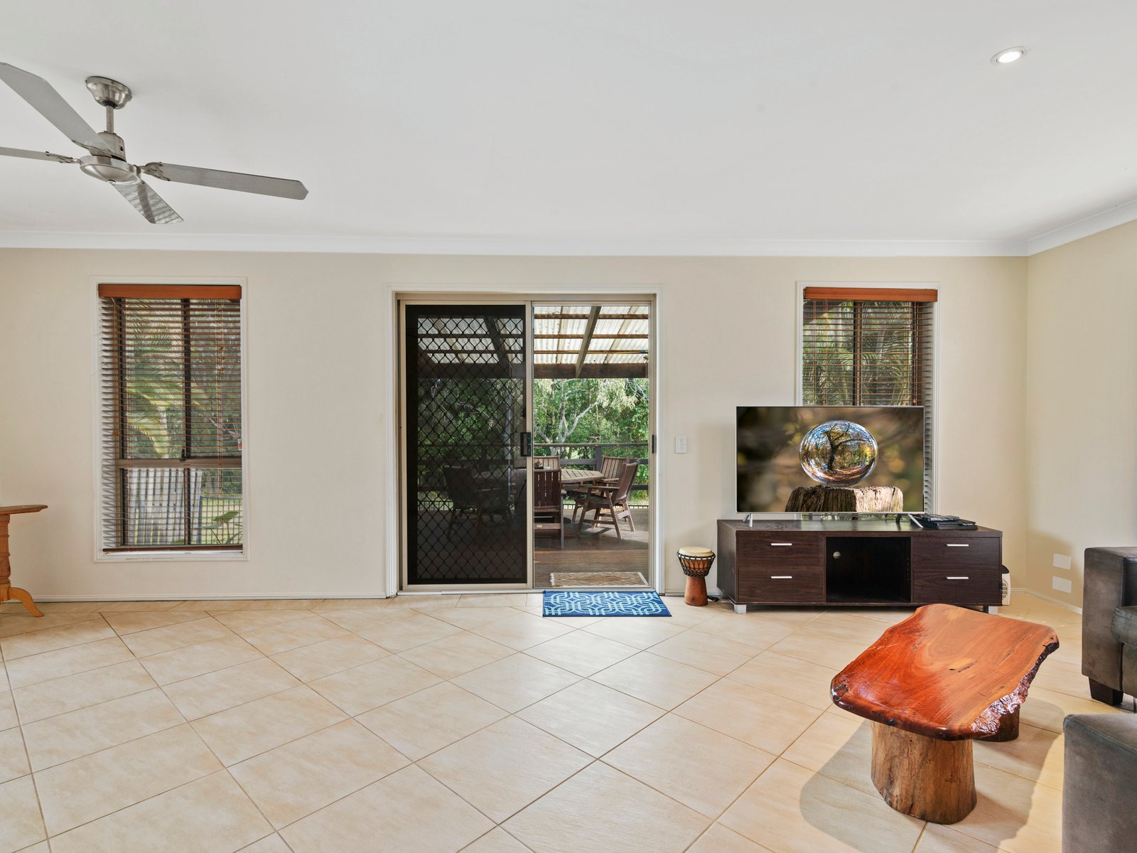 29 Cosmos Court ELANORA 5