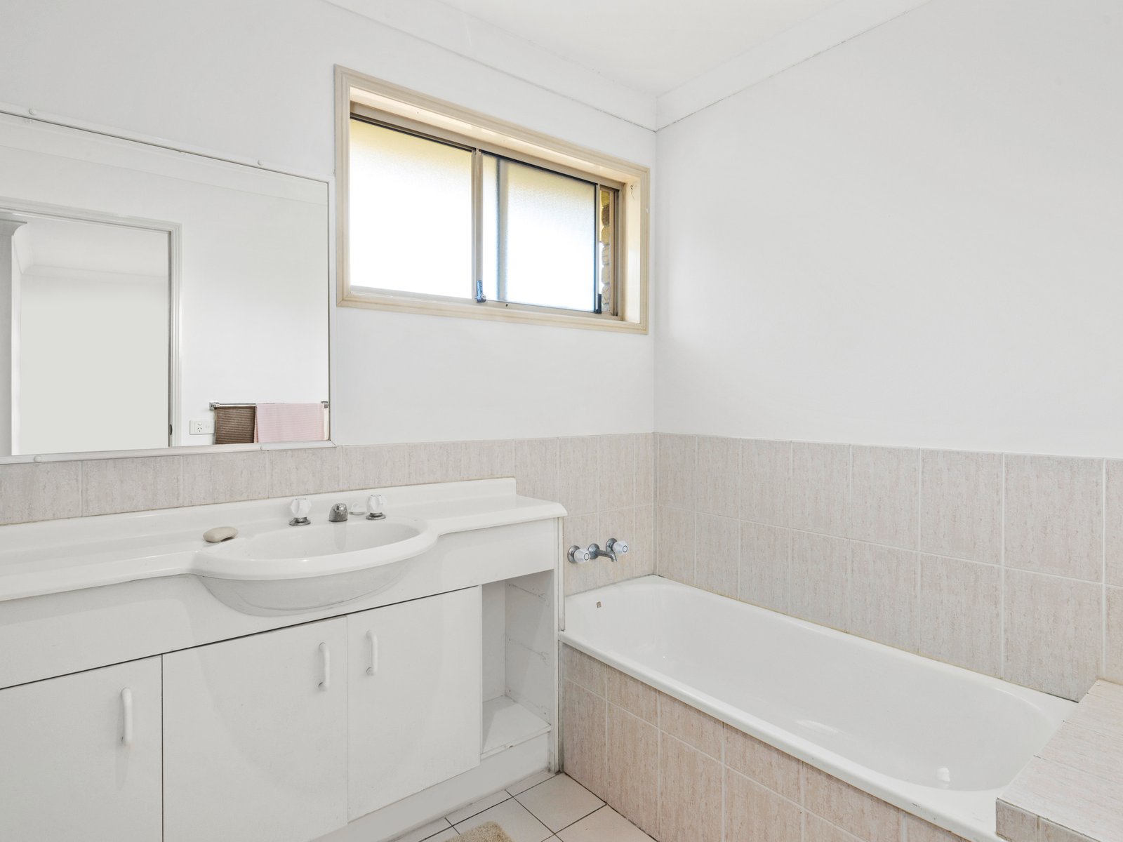 29 Cosmos Court ELANORA 10