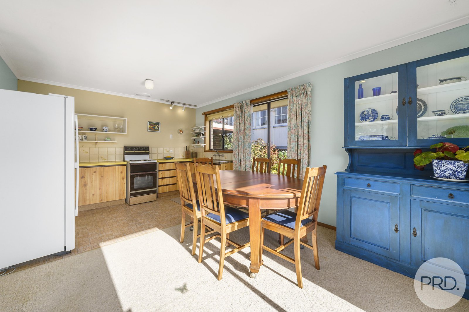 2/9 Cressy Street NEW TOWN 12