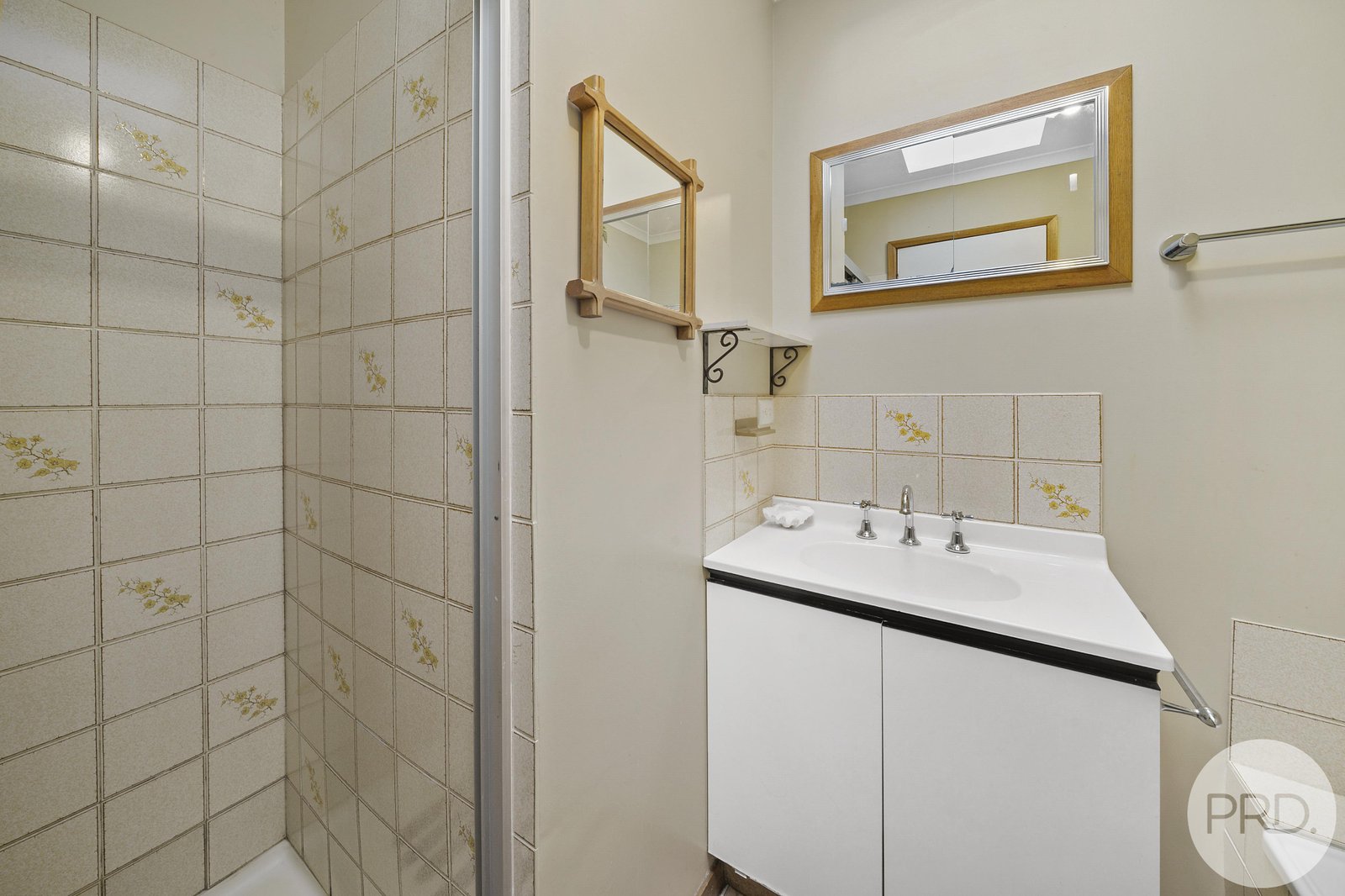 2/9 Cressy Street NEW TOWN 19
