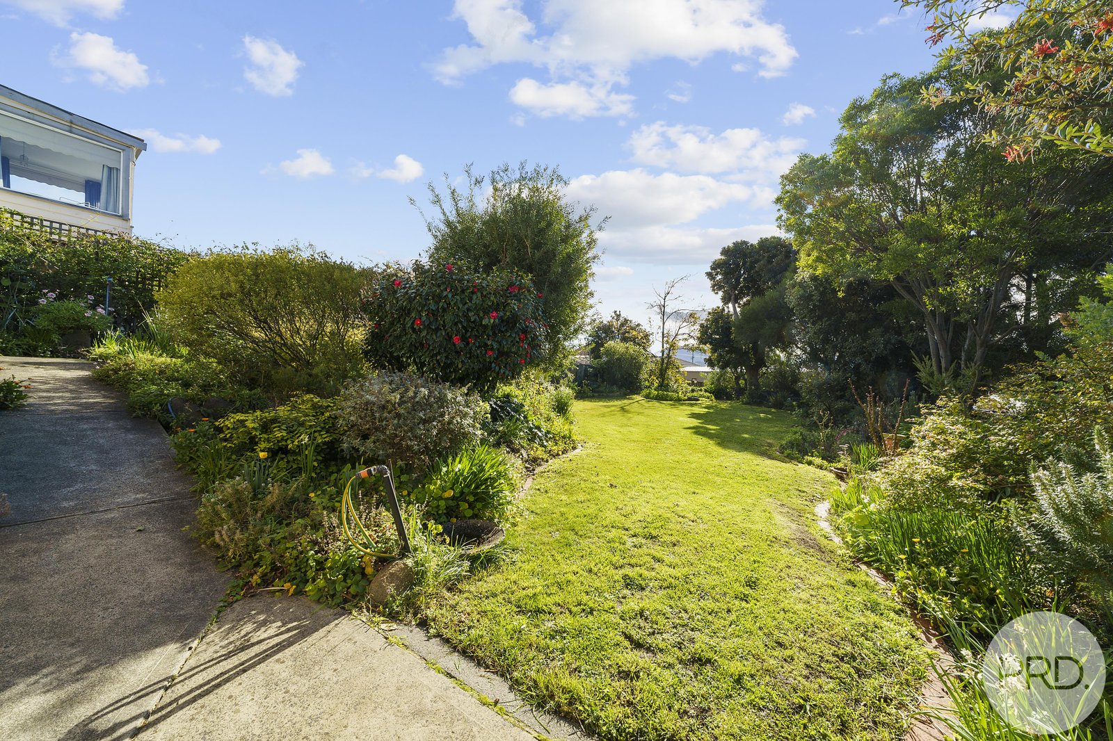 2/9 Cressy Street NEW TOWN 24