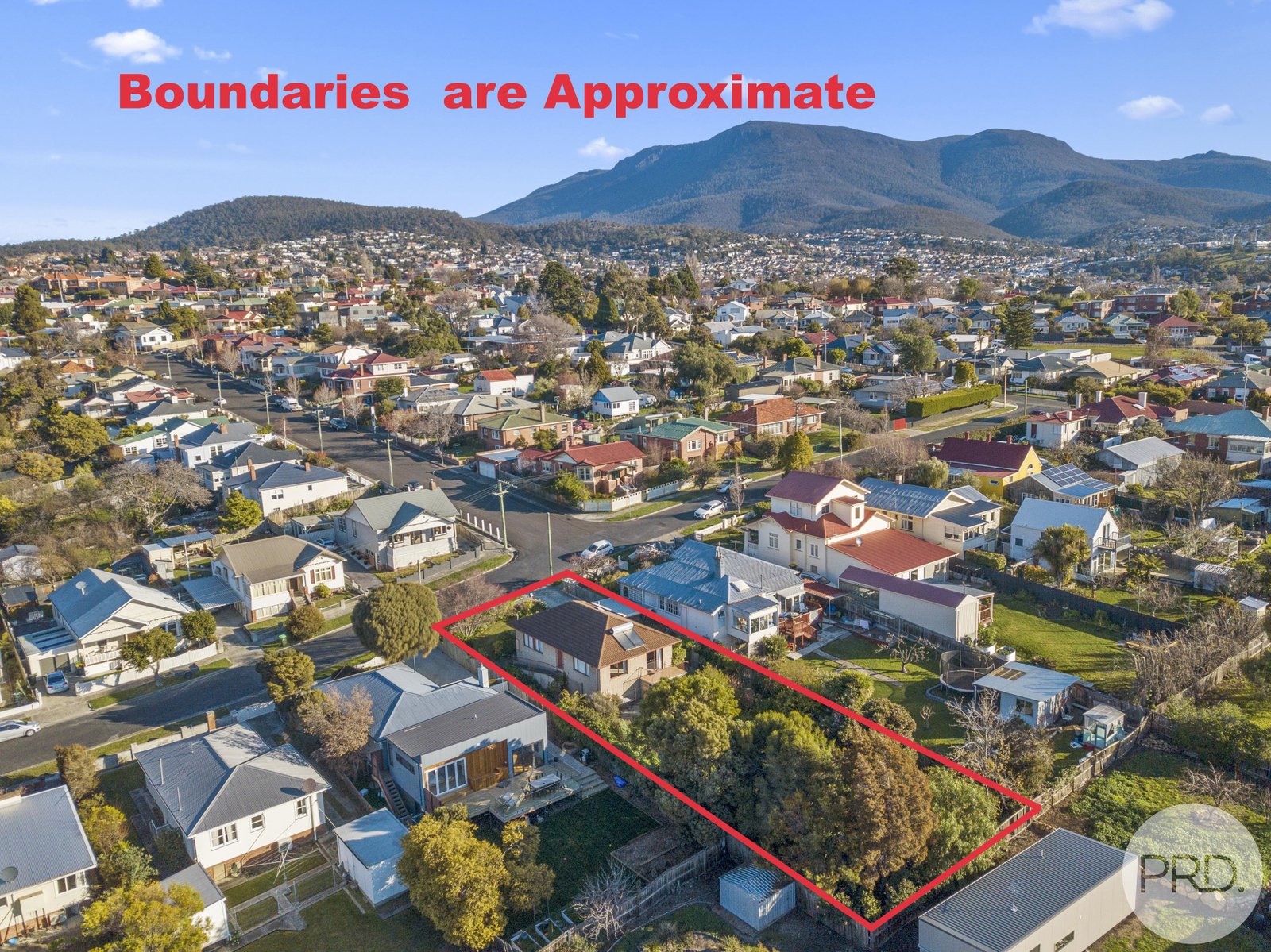 2/9 Cressy Street NEW TOWN 29
