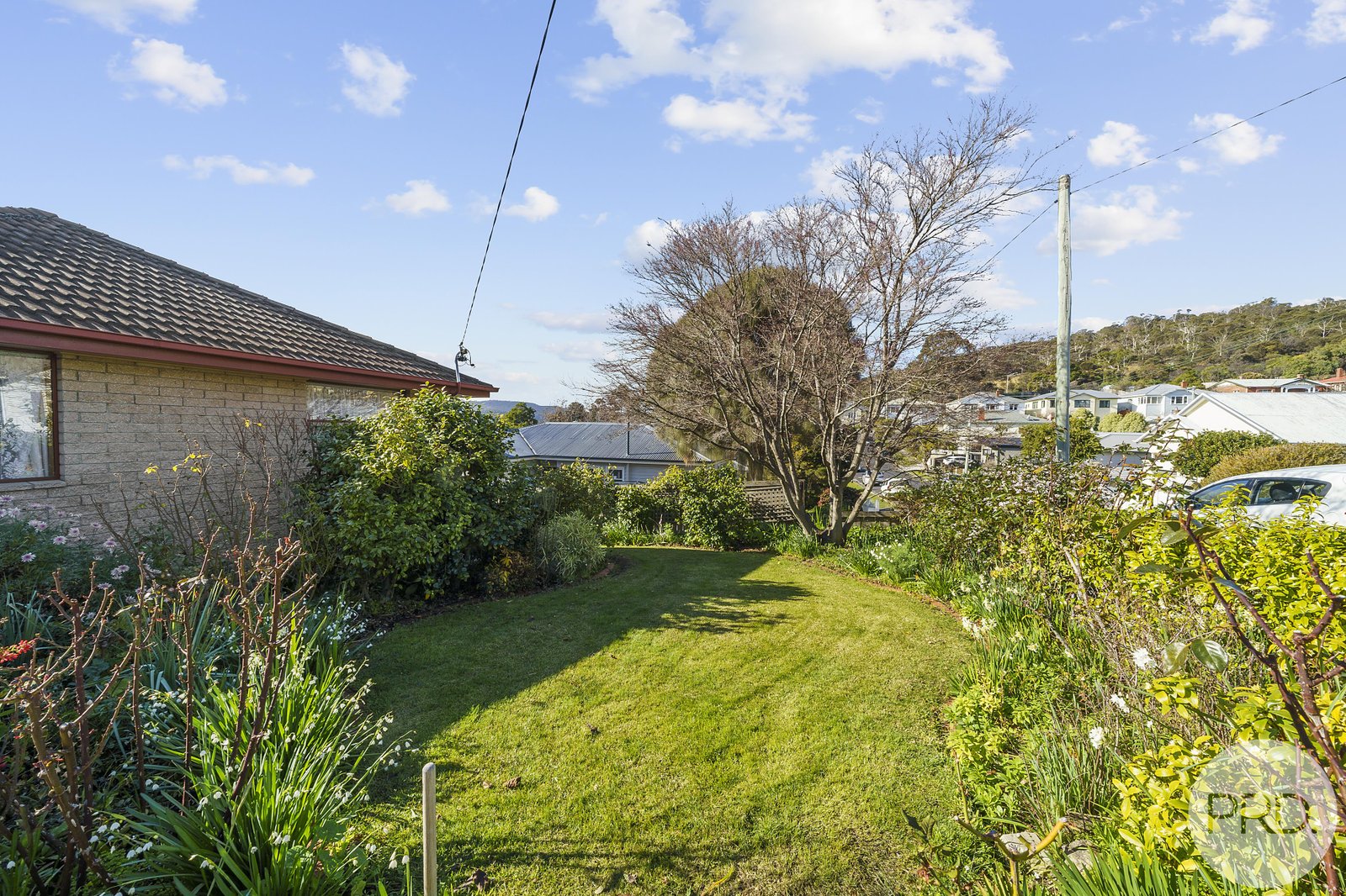 2/9 Cressy Street NEW TOWN 33