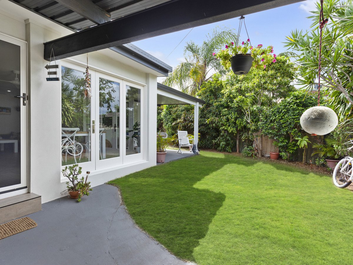 2/9 Crisp Court Miami 3