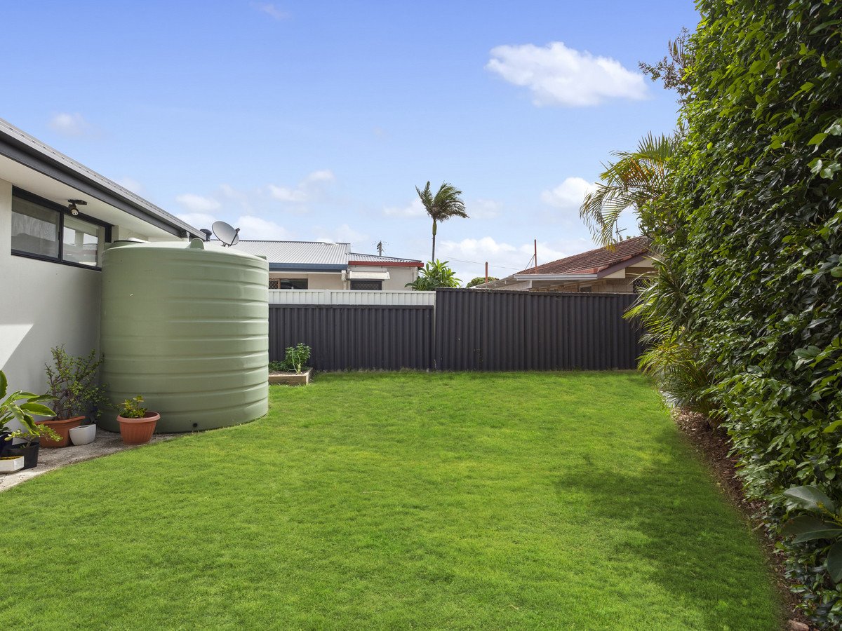 2/9 Crisp Court Miami 13