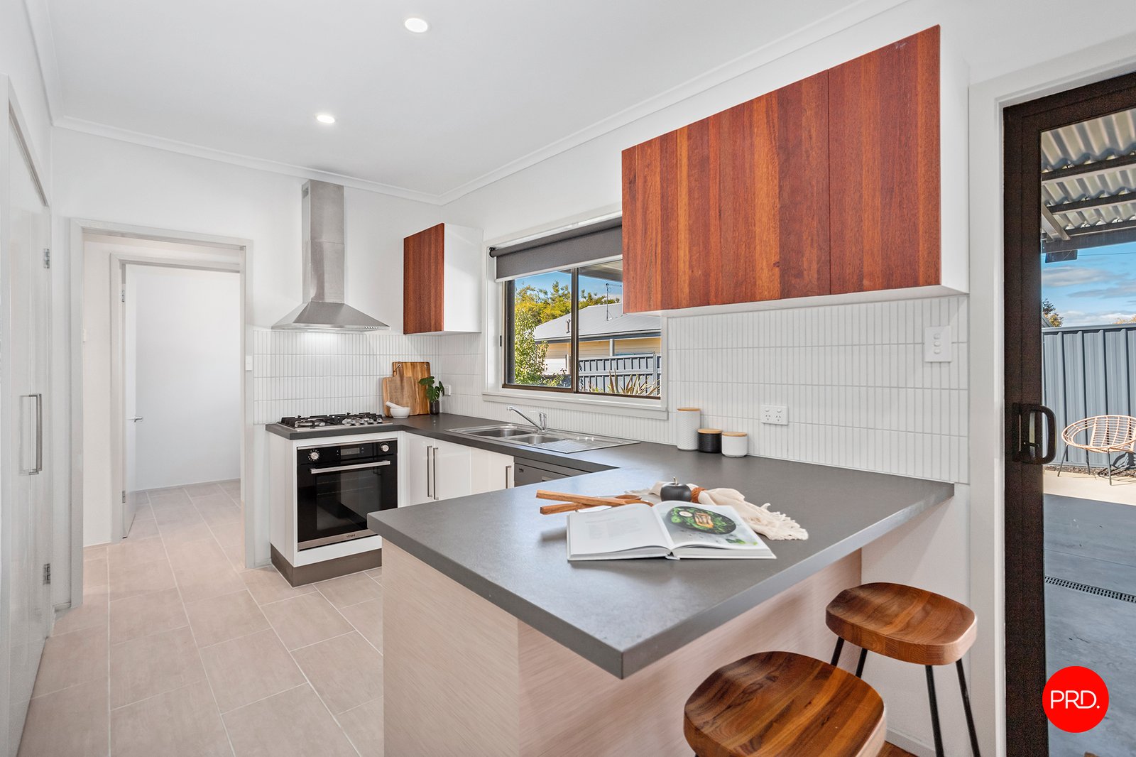 29 Curnow Street GOLDEN SQUARE 8