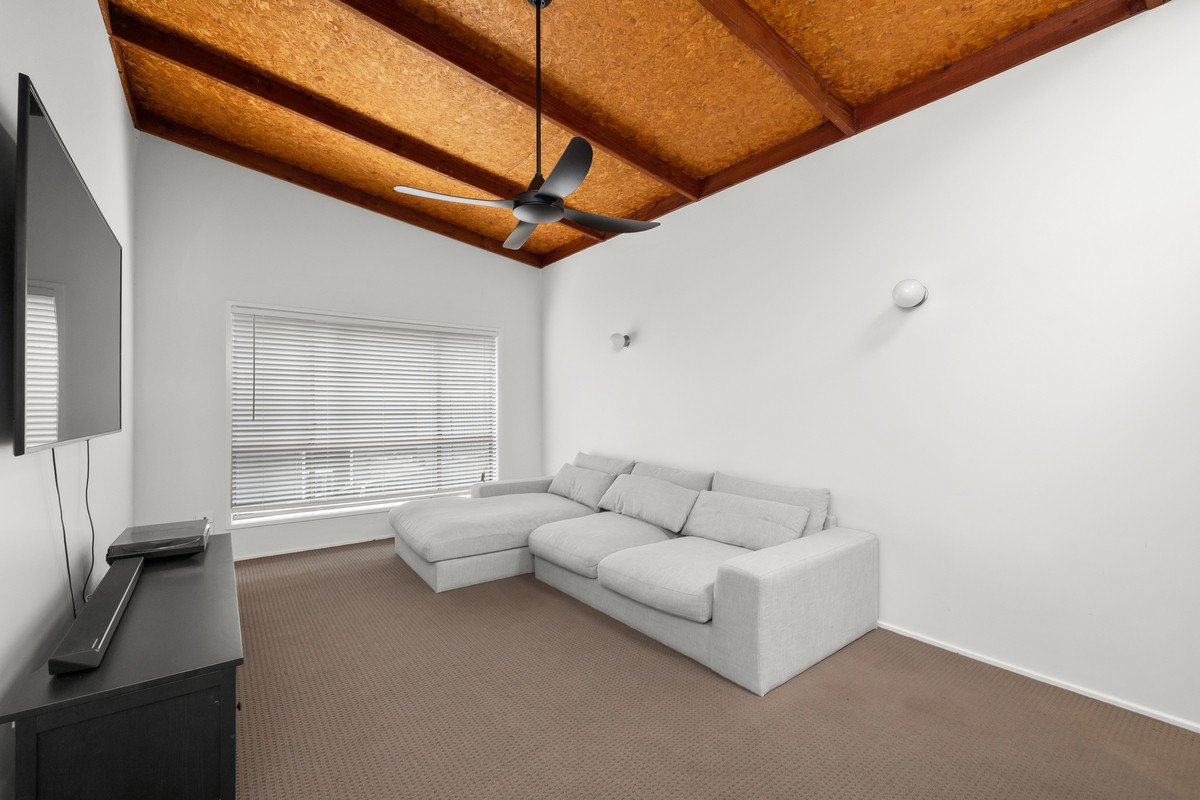 29 Currant Street Elanora 5