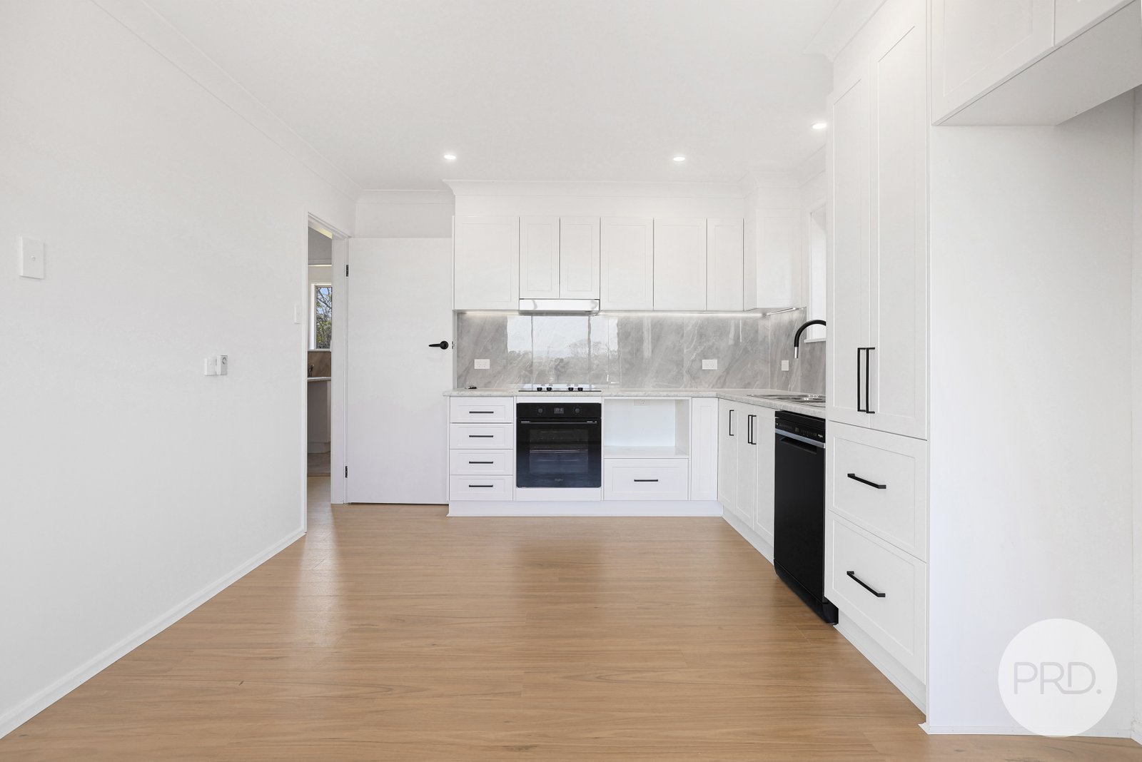 29 Cypress Street TAMWORTH 12