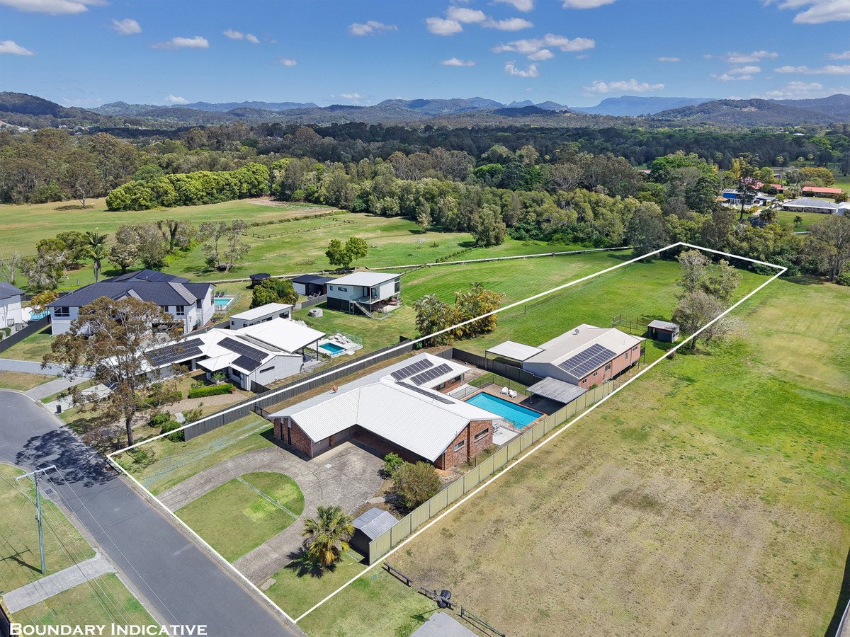 29 Daffodil Street Tallebudgera 2