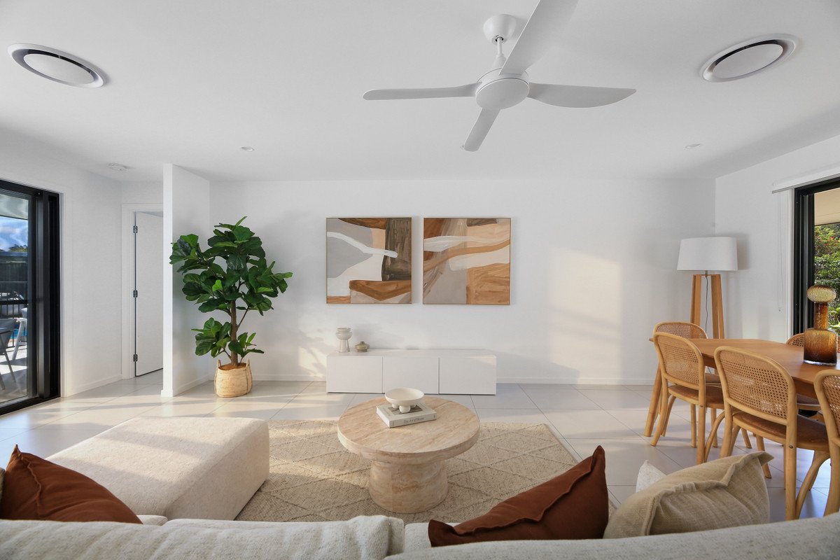 29 Daffodil Street Tallebudgera 10