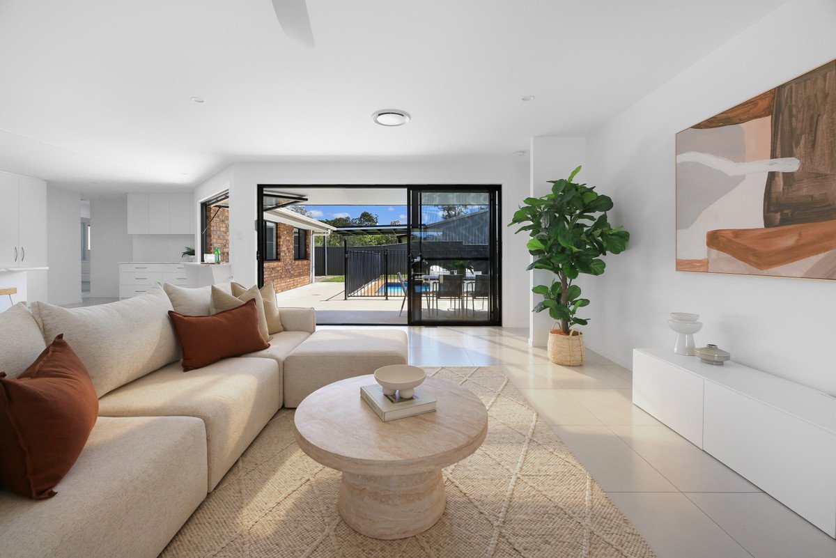 29 Daffodil Street Tallebudgera 11