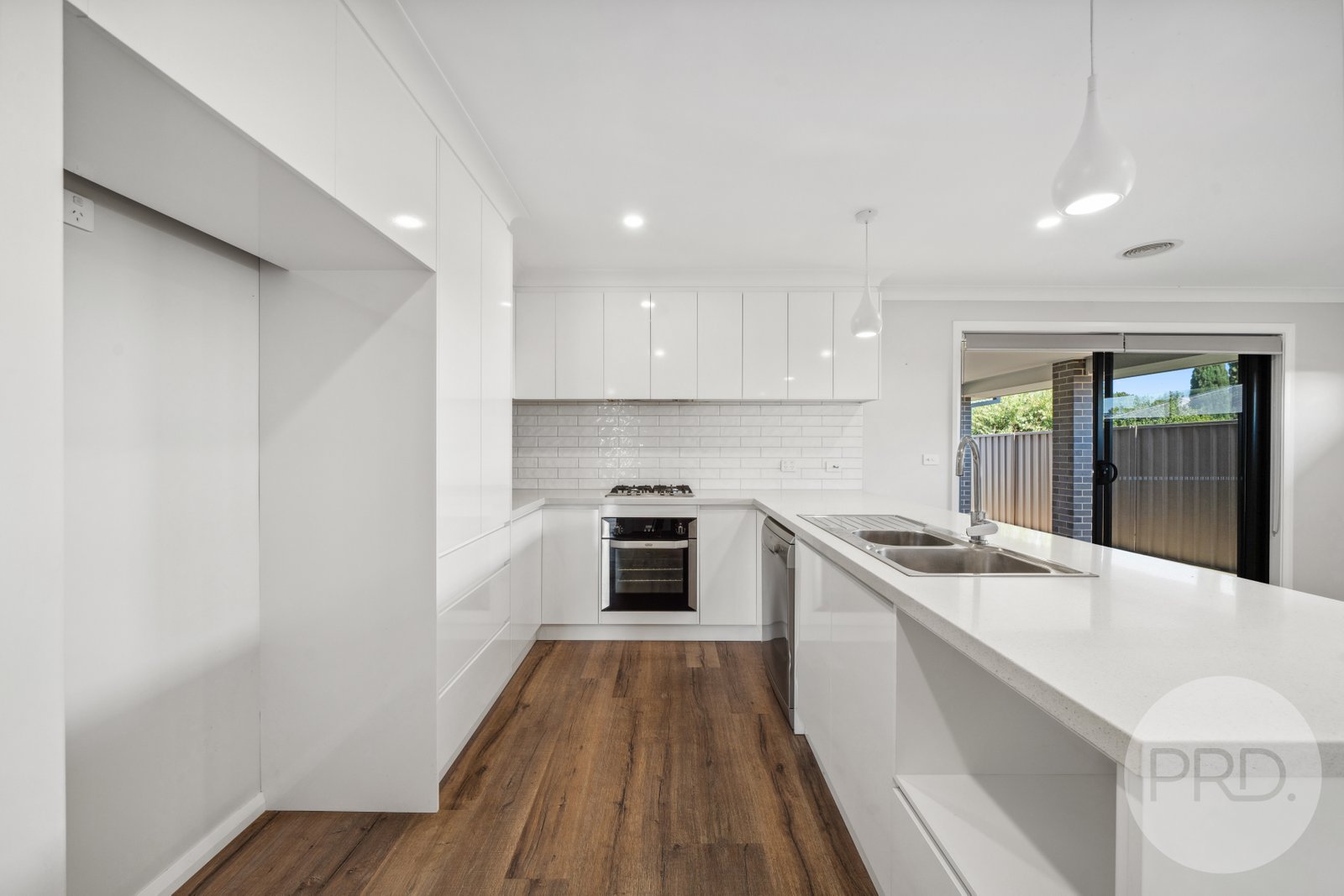 29 Darcy Drive BOOROOMA 3