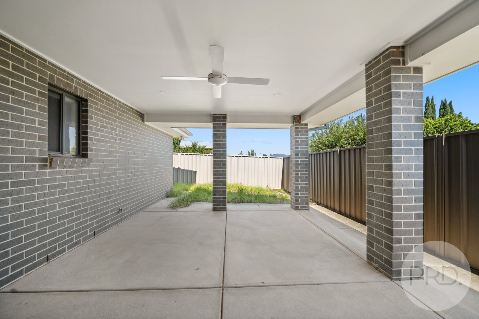 29 Darcy Drive BOOROOMA 10