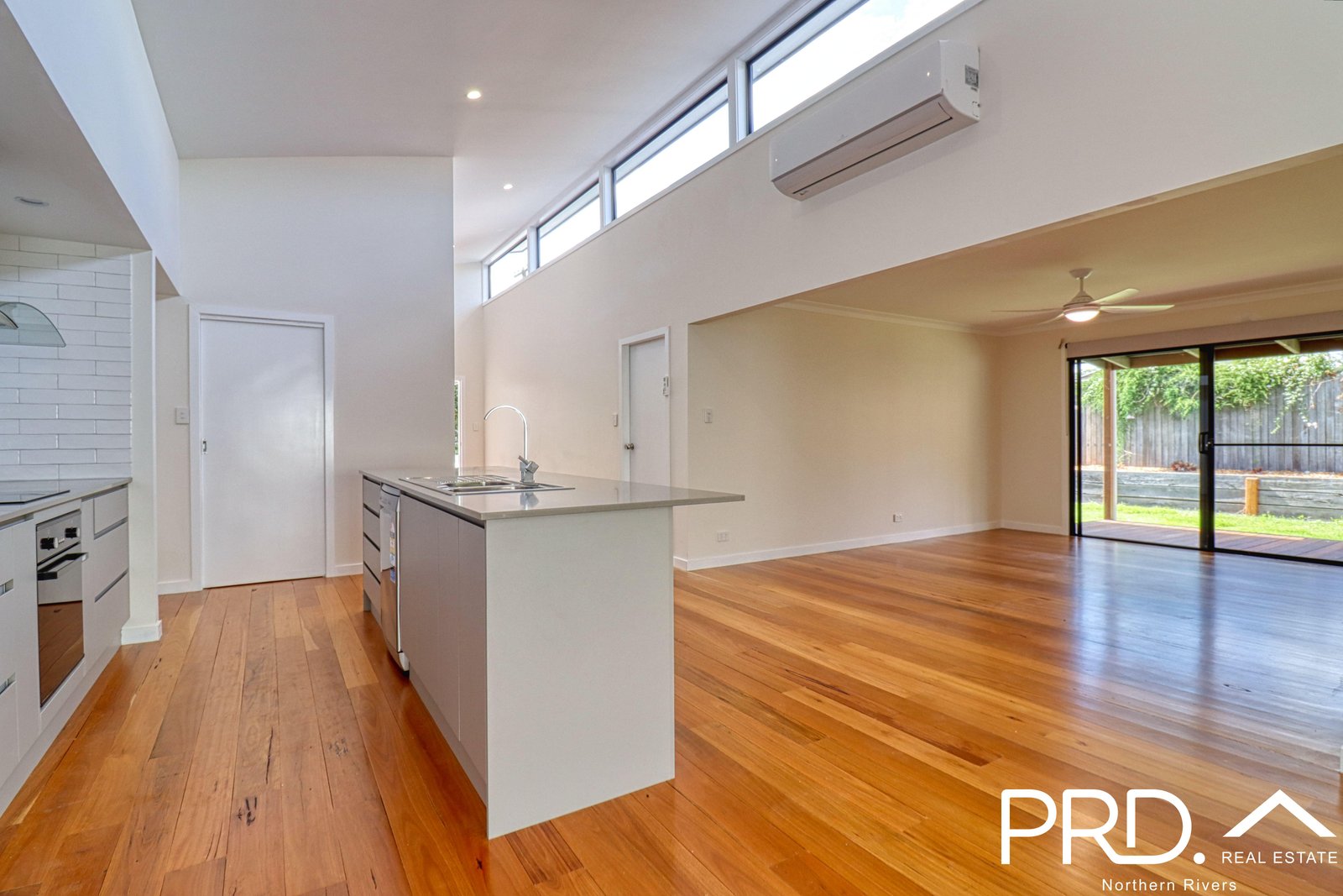 29 Dean Street CASINO 4