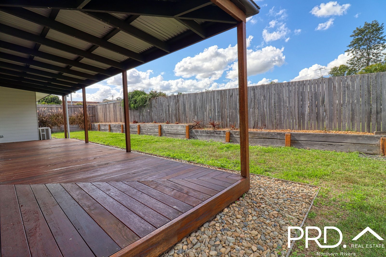 29 Dean Street CASINO 16