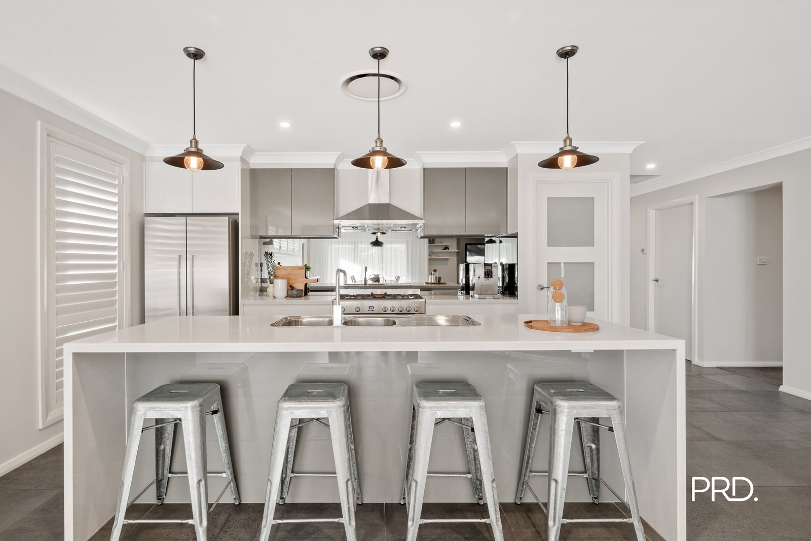 29 Deerubbin Drive GLENMORE PARK 2