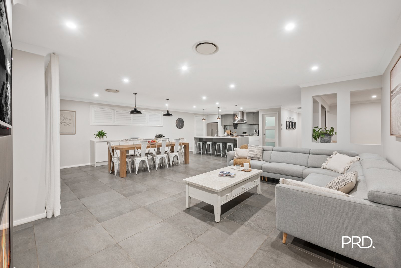 29 Deerubbin Drive GLENMORE PARK 6