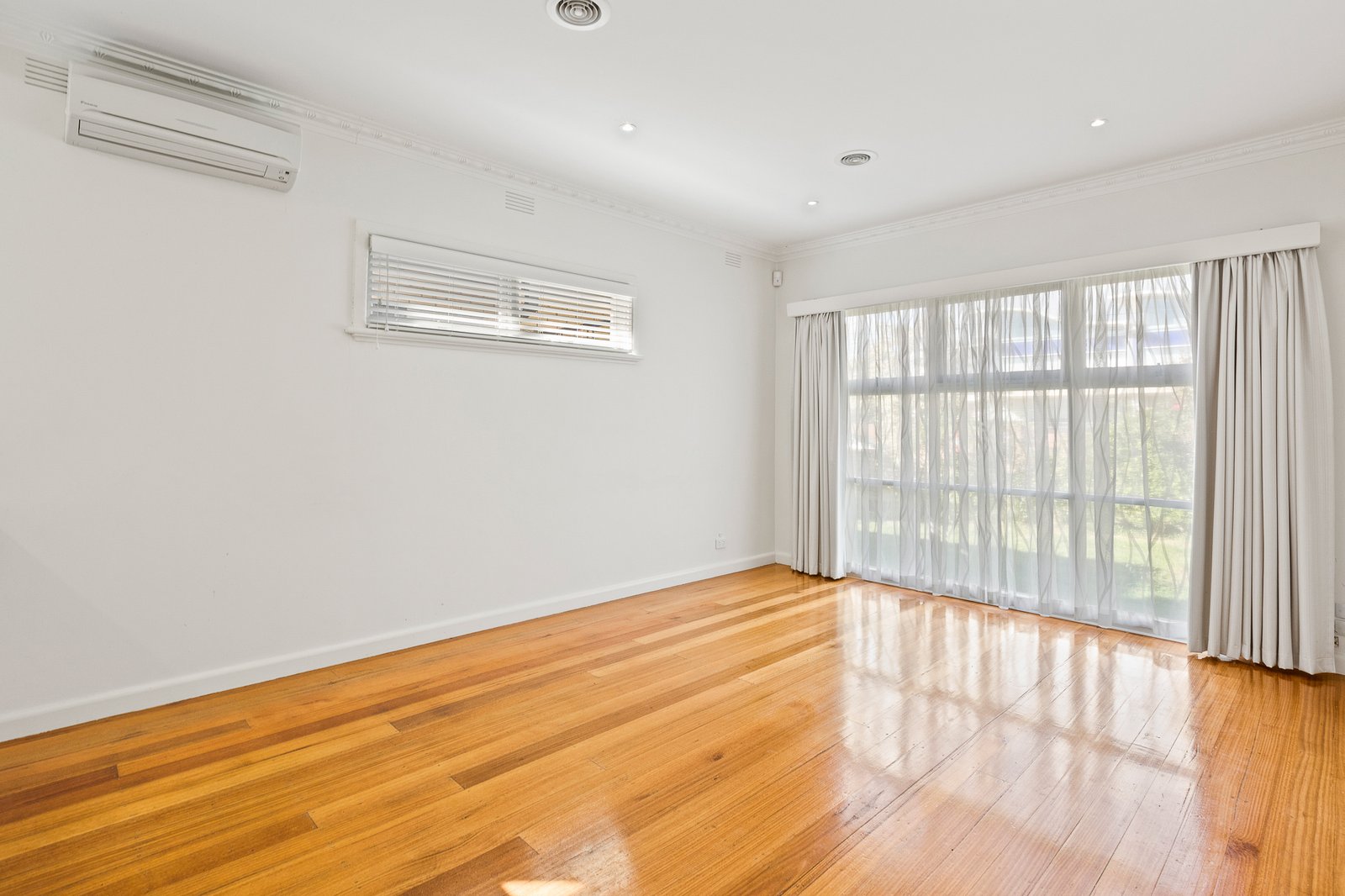 Gallery: 29 Dendy Street