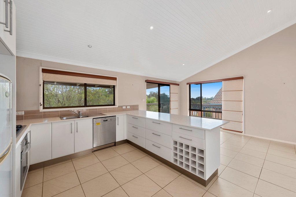 29 Diggers Beach Road COFFS HARBOUR 2