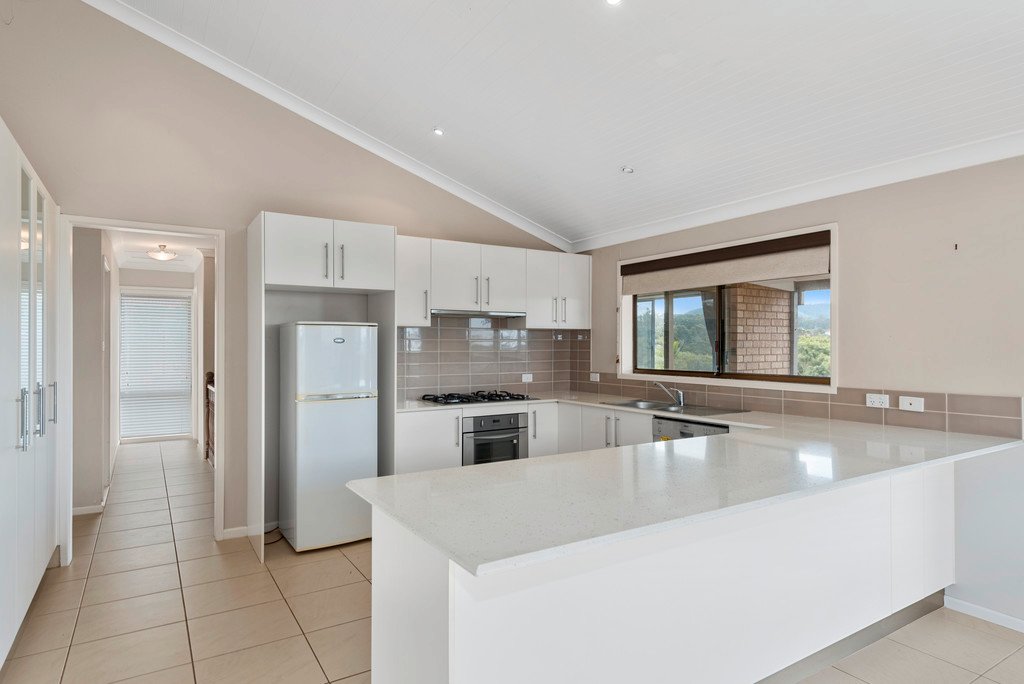29 Diggers Beach Road COFFS HARBOUR 11