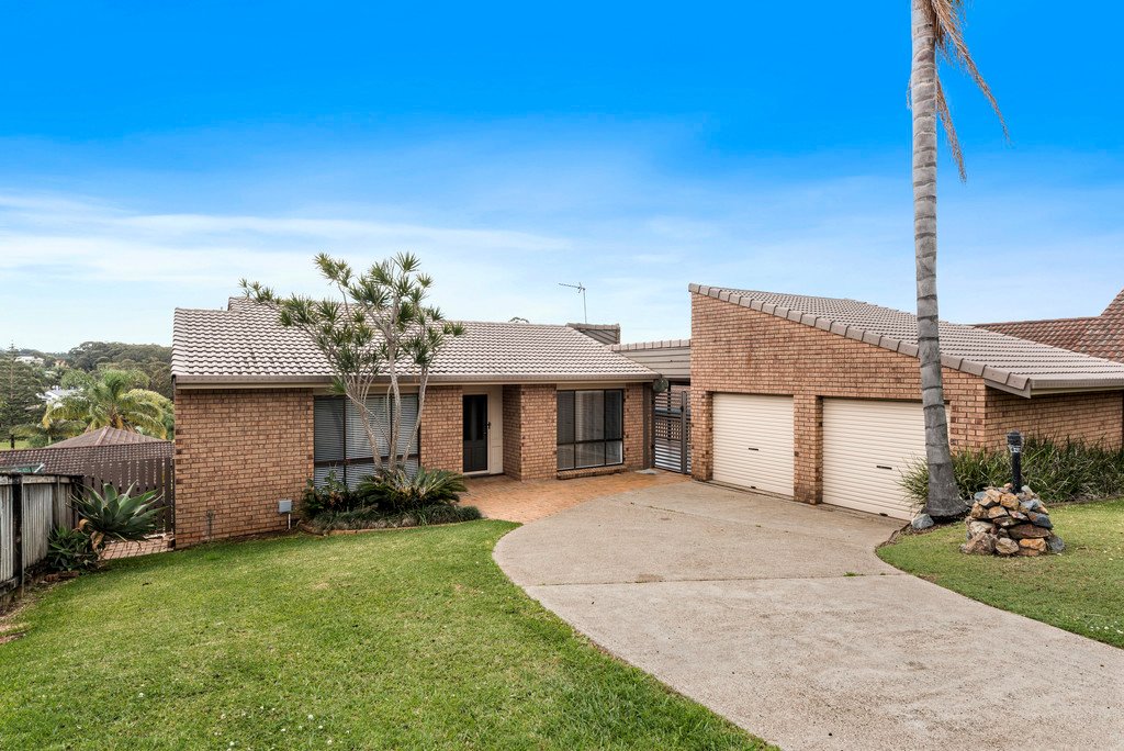 29 Diggers Beach Road COFFS HARBOUR 15