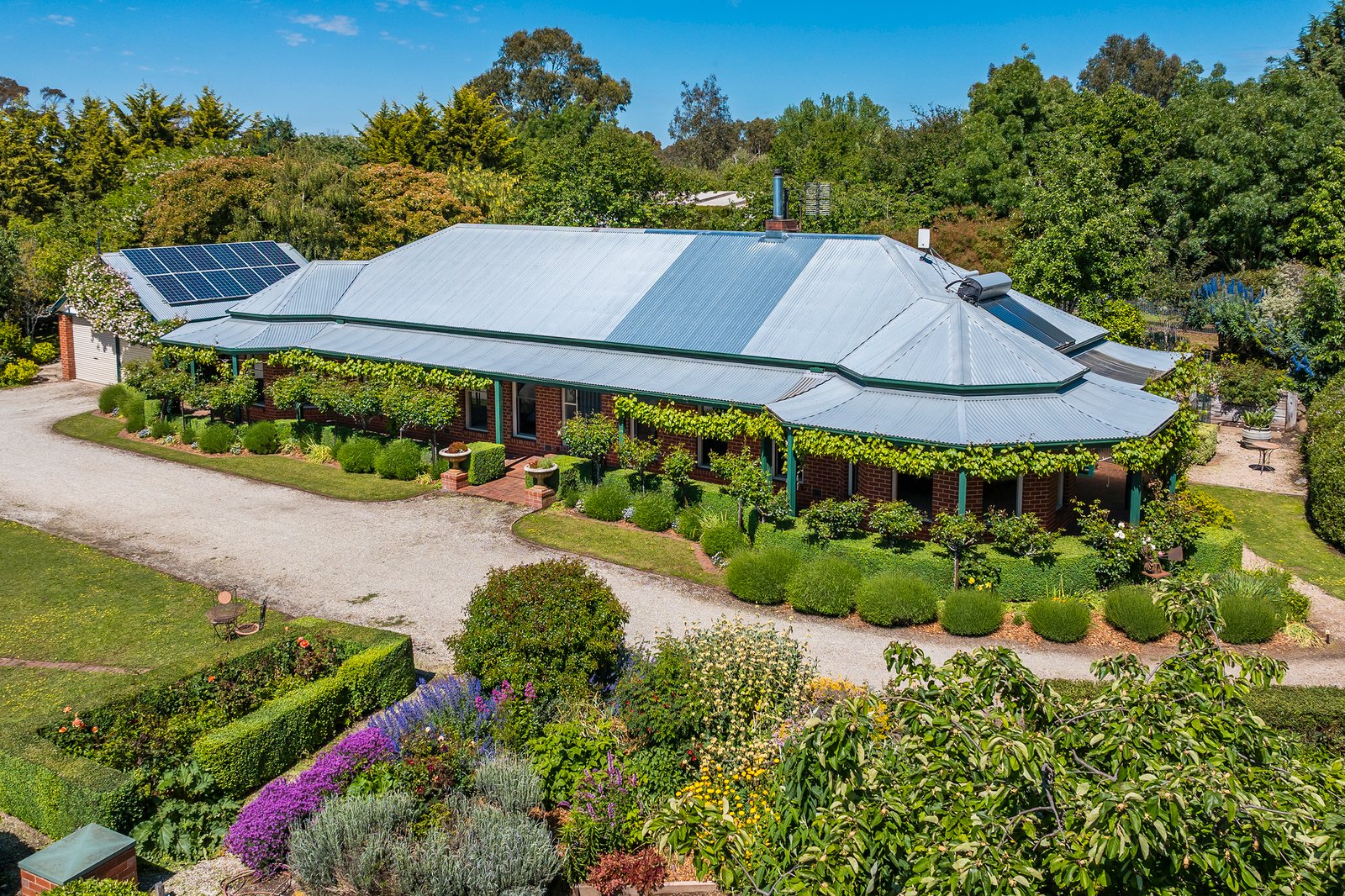 Real Estate and Property in 29 Dons Road, Newham, VIC