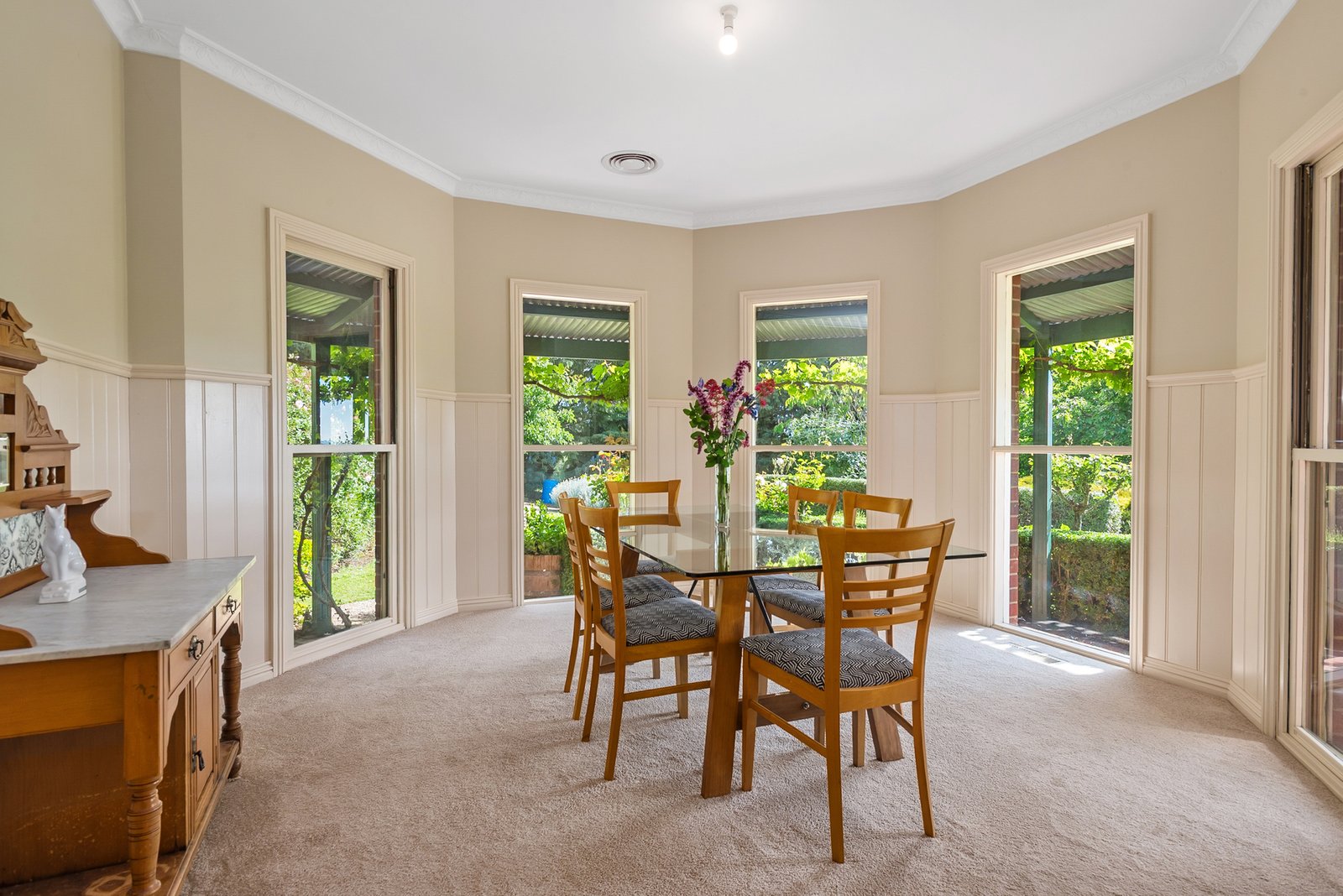 Real Estate and Property in 29 Dons Road, Newham, VIC