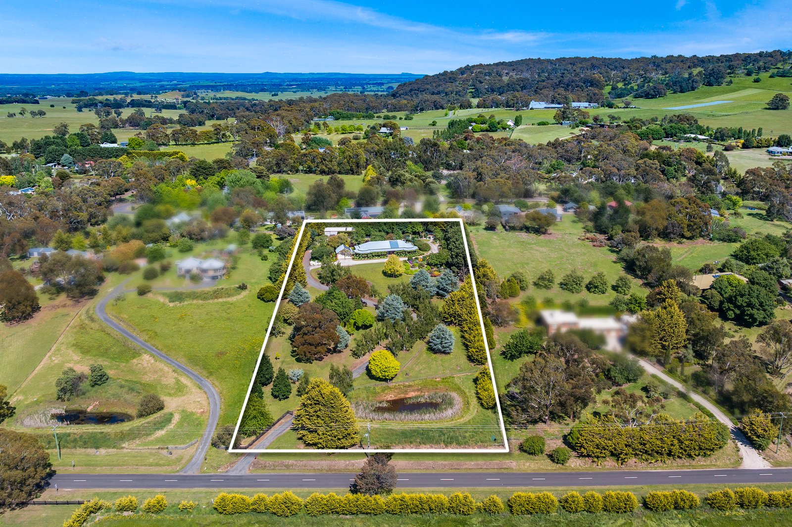 Real Estate and Property in 29 Dons Road, Newham, VIC