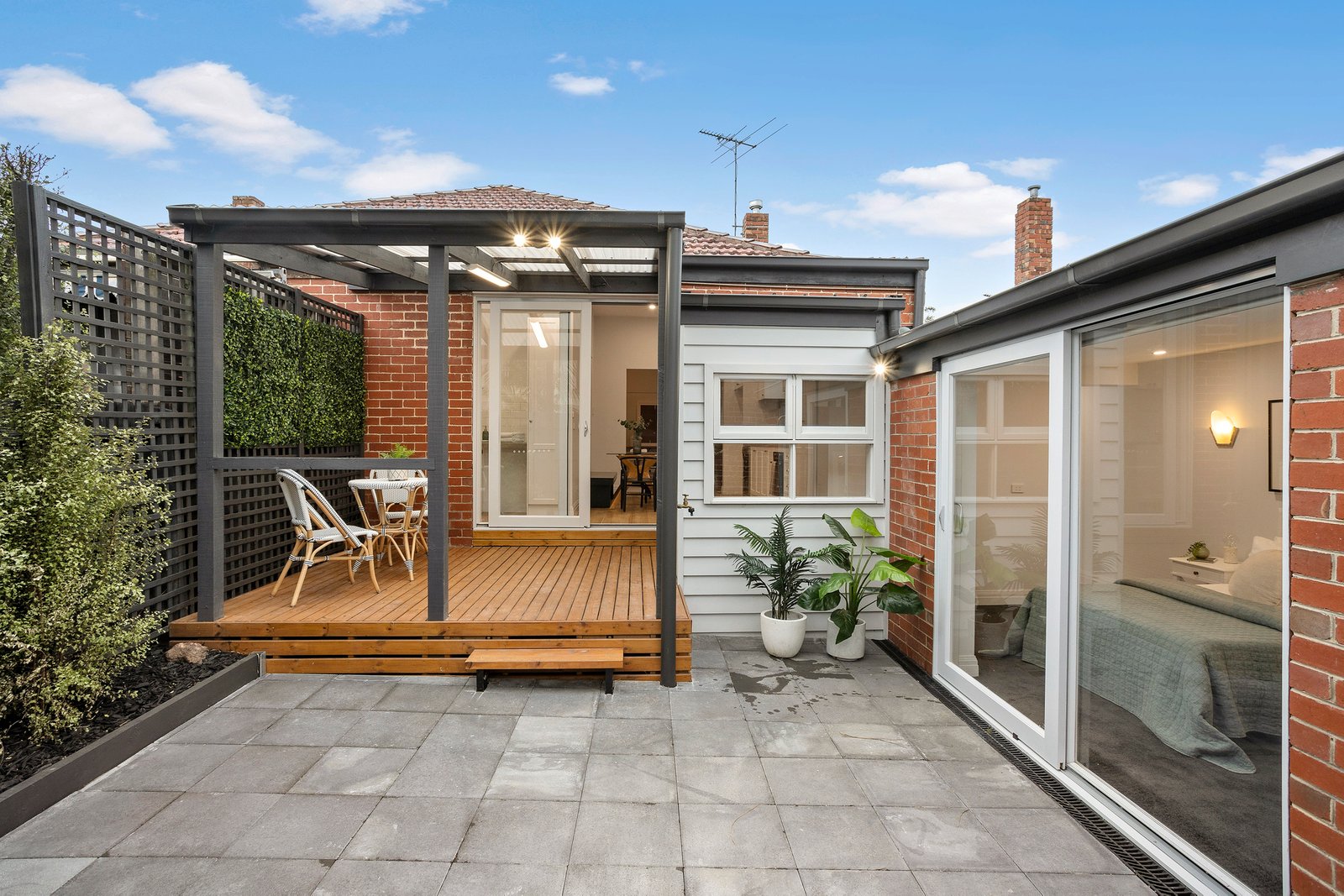 Real Estate and Property in 29 Dover Street, Caulfield South, VIC