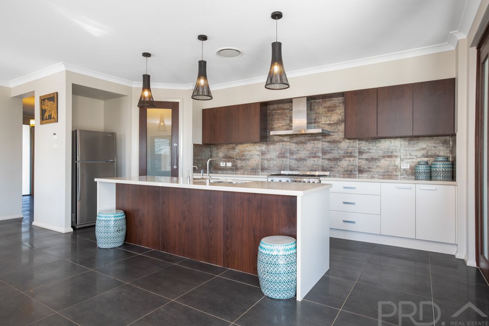 29 Dragonfly Drive CHISHOLM 4