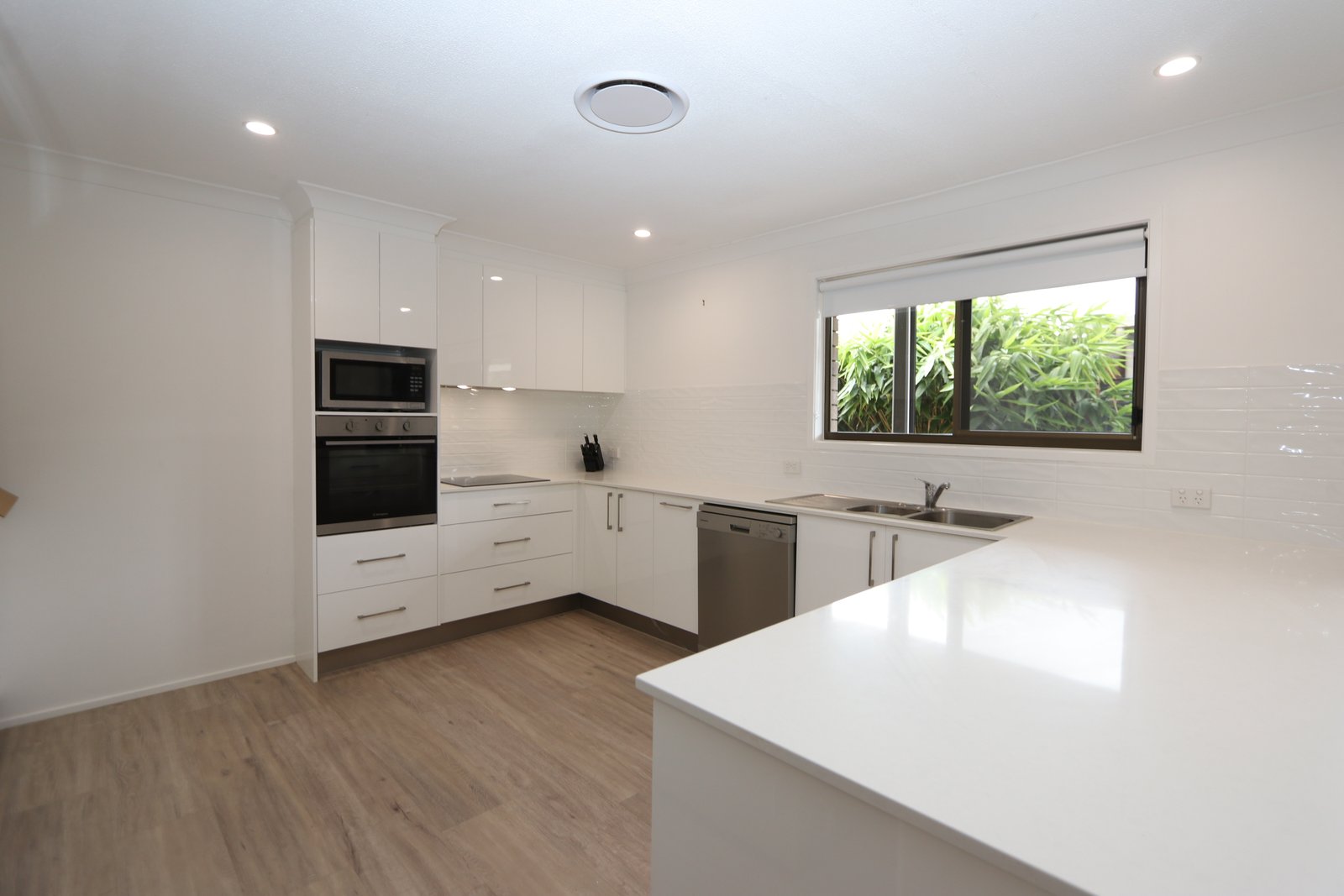 29 Dromana Crescent HELENSVALE 5