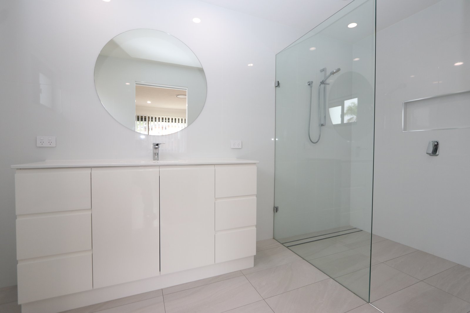 29 Dromana Crescent HELENSVALE 8