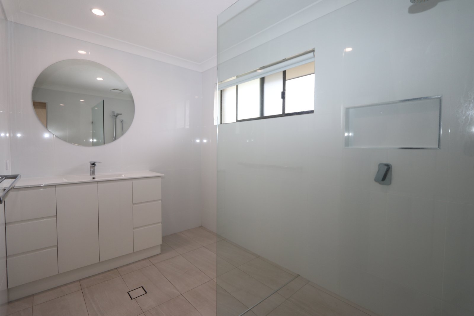 29 Dromana Crescent HELENSVALE 12