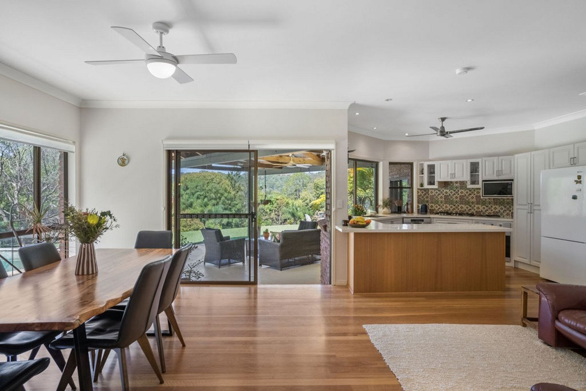 29 Durobby Drive Currumbin Valley 7