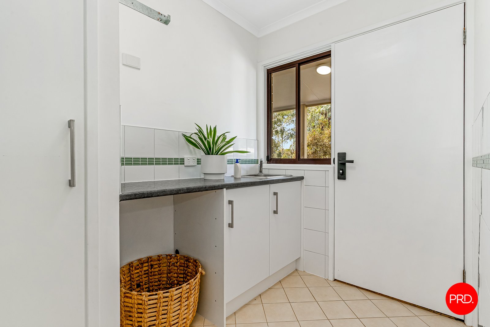 29 Egans Road HUNTLY 12
