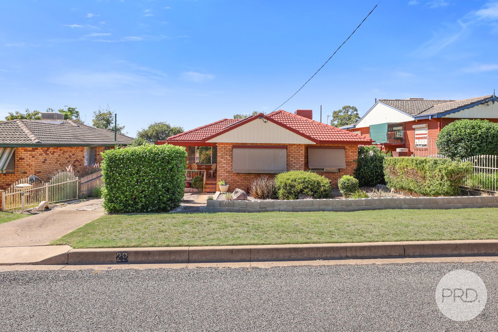 29 Erwin Street TAMWORTH 1