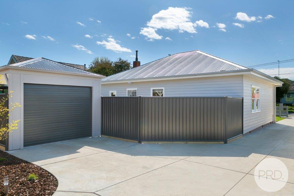 29 Essex Street WENDOUREE 2
