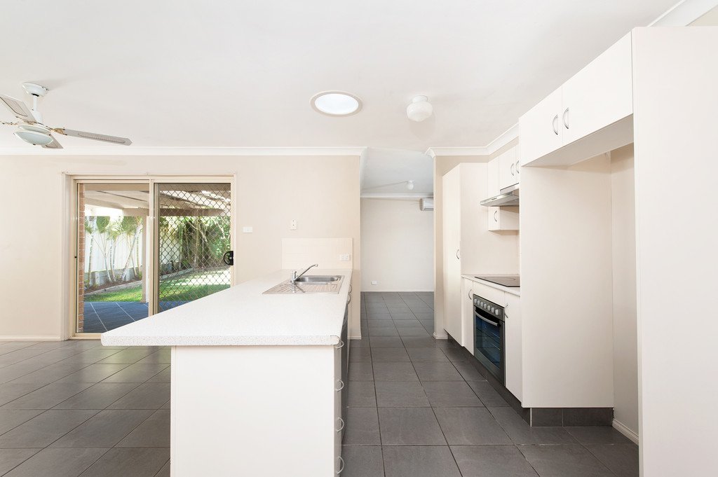 29 Essington Way ANNA BAY 3