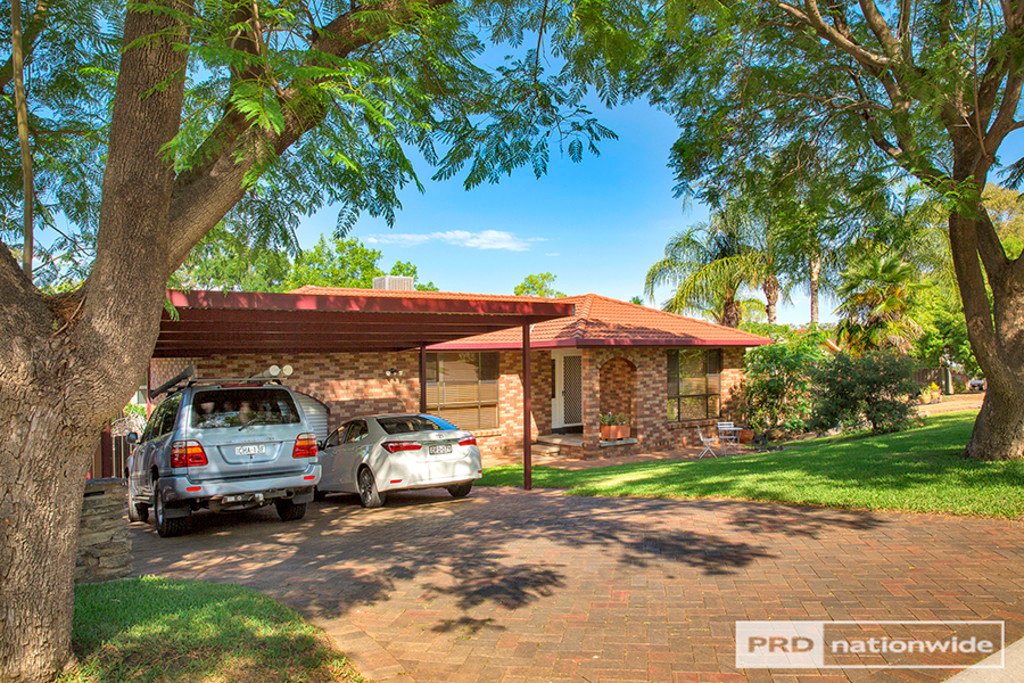 29 Eucalypt Avenue TAMWORTH 16