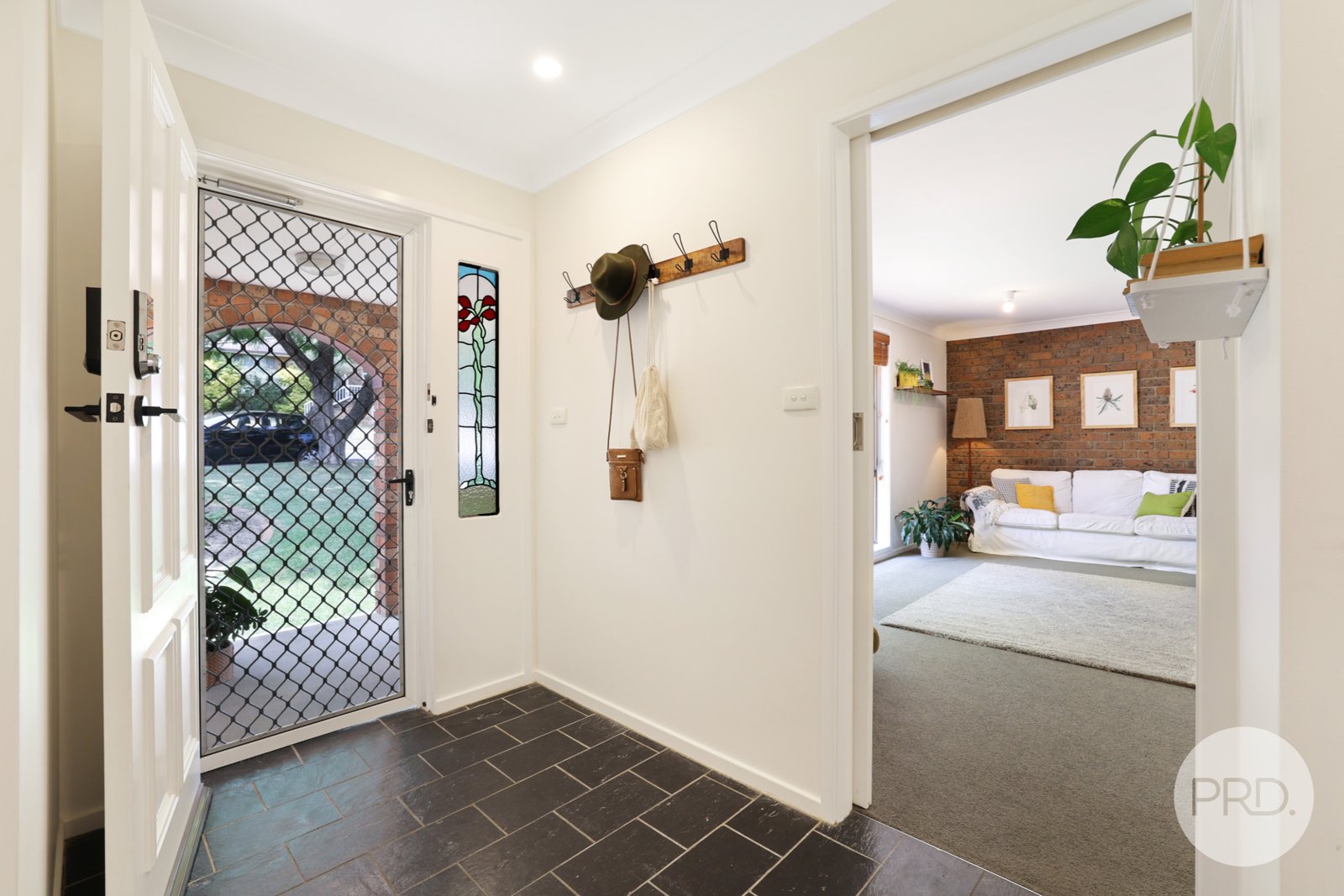 29 Eucalypt Avenue TAMWORTH 4