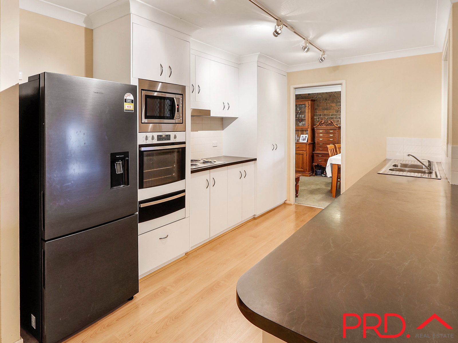 29 Eucalypt Avenue TAMWORTH 6