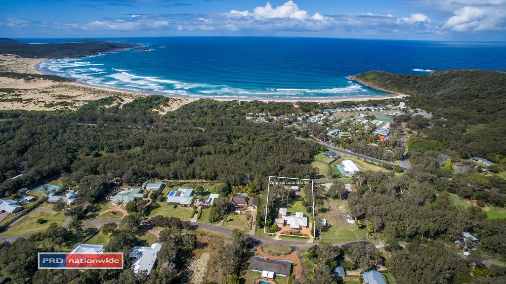 29 Eucalyptus Drive ONE MILE 2