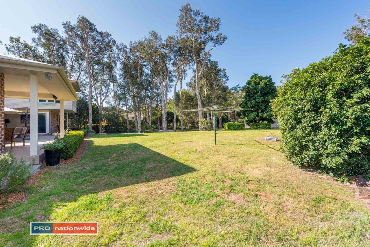 29 Eucalyptus Drive ONE MILE 11