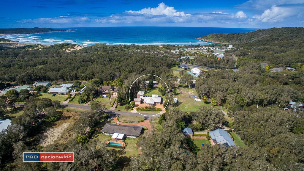 29 Eucalyptus Drive ONE MILE 14