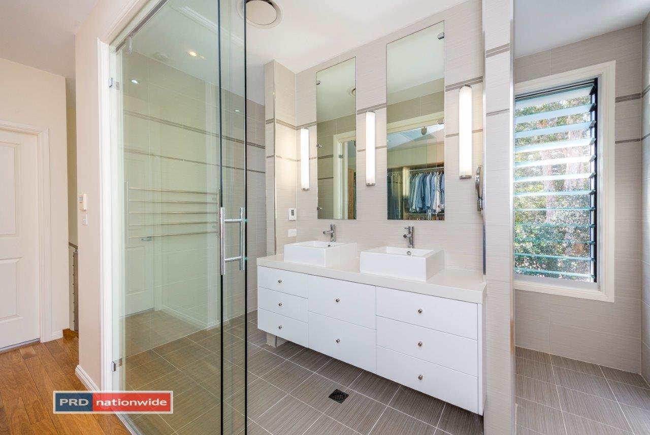 29 Eucalyptus Drive ONE MILE 26