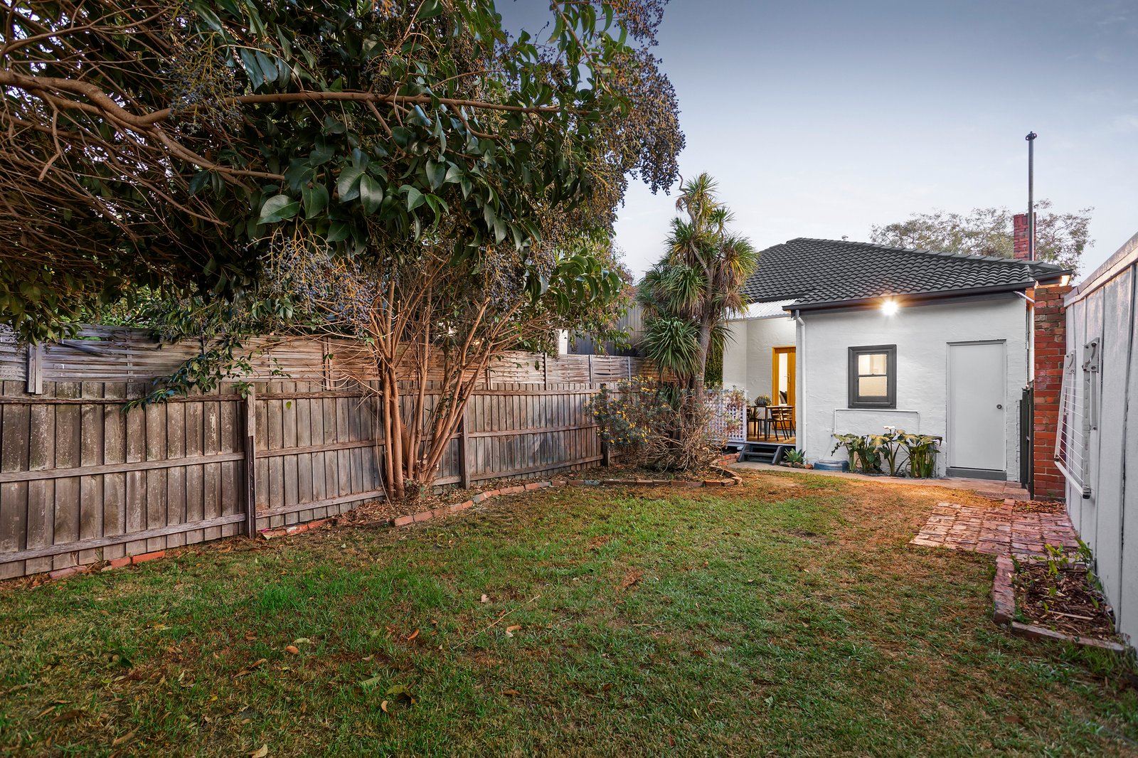 Real Estate and Property in 29 Eumeralla Road, Caulfield South, VIC