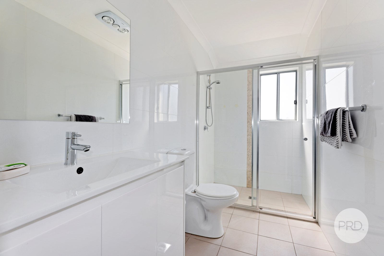 29 Firetail Circuit CRANEBROOK 13