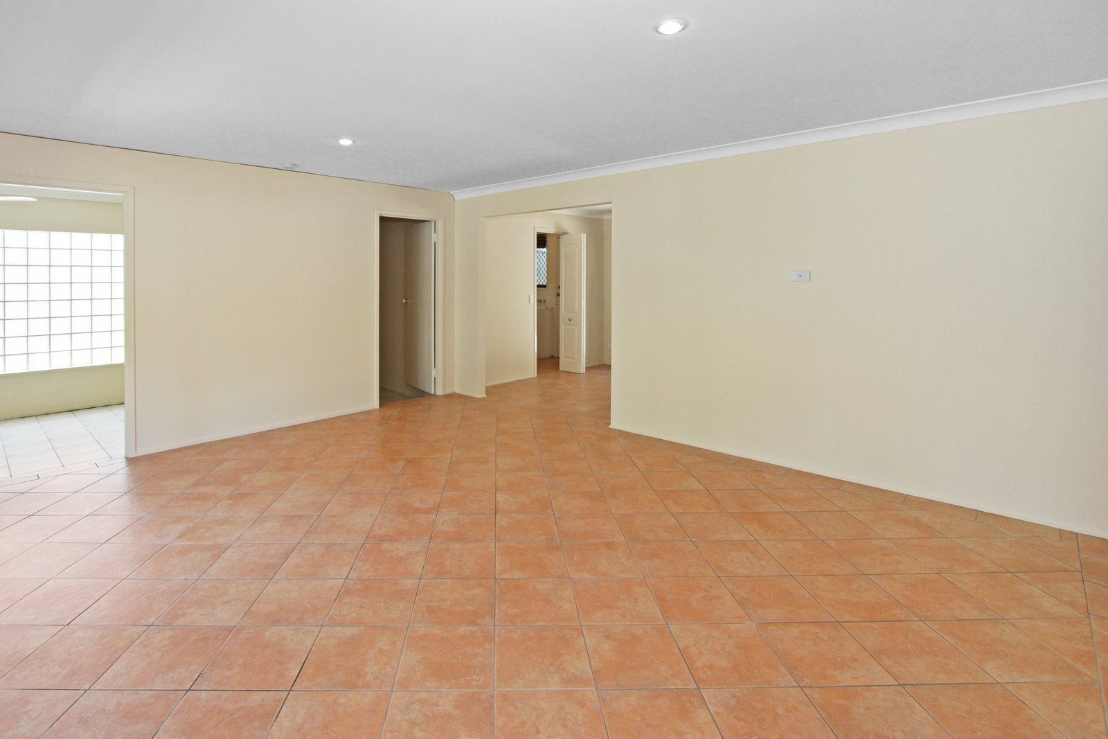 29 Forrest Avenue MOLENDINAR 4